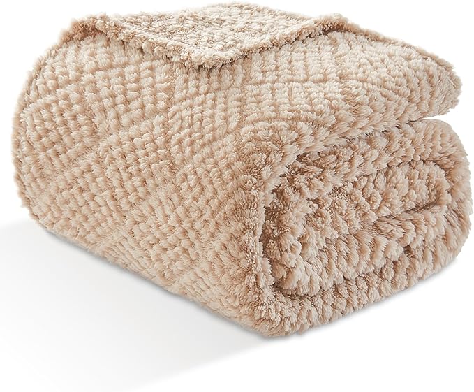 EMME Fleece Blanket, 3D Jacquard Throw Blanket for Couch and Bed, Soft Cozy and Fluffy Blankets Lightweight Luxury Flannel with Waffle Design (Beige, 80" x 90")
