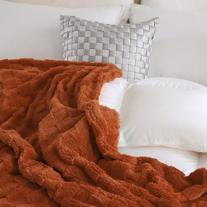 Burnt Orange Fleece Throw Blanket 50”×60” for Couch Sofa Bed,Super Soft Cozy Plush Microfiber Flannel Blanket with 3D Checkered Design Lightweight for Adults,Woman,Girls