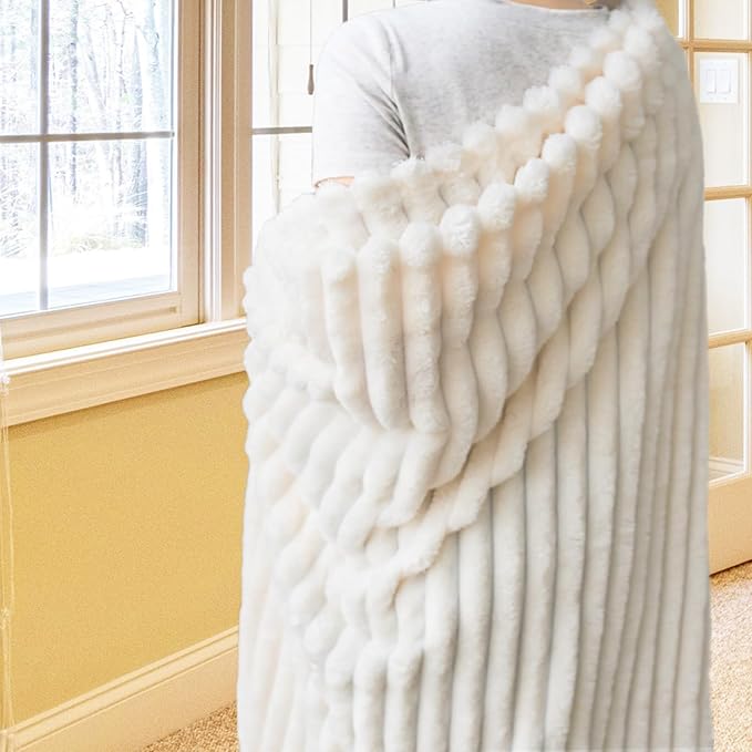 Vessia Flannel Fleece Cream Twin Blanket(60x80inch), 300GSM Striped Blanket for Adults and Kids, Super Soft Warm Cozy Lightweight Home Decor for All-Season