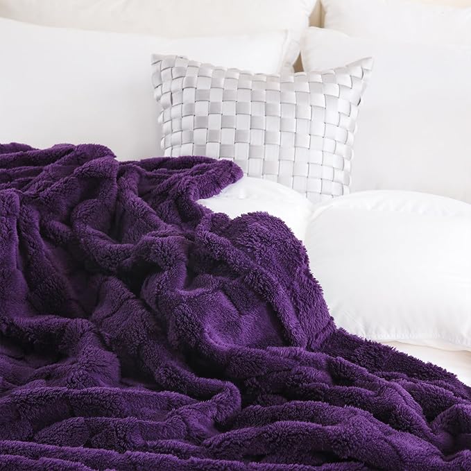 Purple Fleece Throw Blanket 50”×70” for Couch Sofa Bed,Super Soft Cozy Plush Microfiber Flannel Blanket with 3D Checkered Design Lightweight for Adults,Woman,Girls