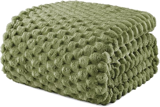 Exclusivo Mezcla Fleece Twin Blanket for Bed, Extra Large Fuzzy Olive Green Bed Blankets, Soft Cozy Plush Sofa Throws for All Seasons, 60x80 Inches