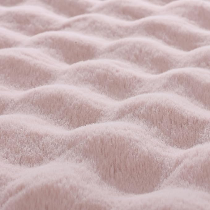 Faux Fur Throw Blanket,60x80 Inch Pink Soft Fluffy Plush Blanket for Bed, Sofa & Bedroom Décor Washable Gifts for Women