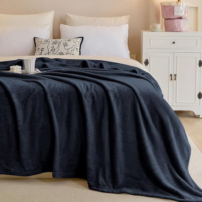 Twin Fleece Blankets for Women, Silky Flannel Fuzzy Blanket for All Season, Cozy Lightweight Blanket for Couch, Bed, Sofa, 60" x 80", Navy Blue, Twin