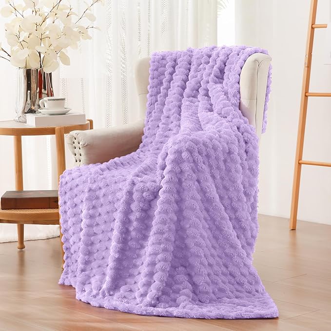 Vessia Flannel Fleece Throw Blanket, 3D Jacquard Light Purple Fuzzy and Warm Blanket for Couch, Sofa, Bed, 300GSM Super Soft Touch Cozy Home Decor for All Seasons (50x70 inches)