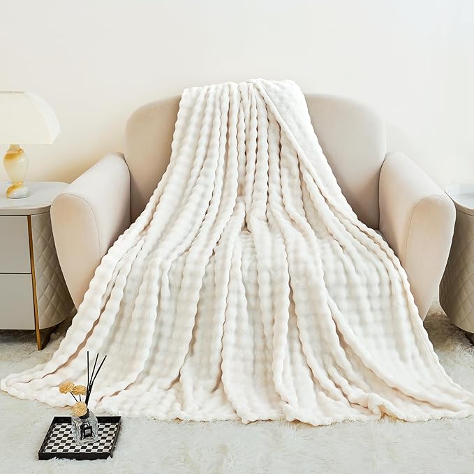 Comelady Fleece Throw Blanket,Super Soft Throw Blanket for Couch,3D Bubble Warm Fluffy Blanket for Bed Sofa Room Decor-Lightweight Cozy Fuzzy Blanket for All Seasons(Beige,50"×60")