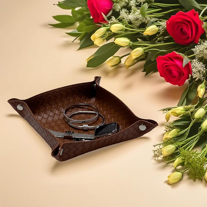 UnionBasic Small Valet Tray, Jewelry Tray for Rings Watches Earrings, Entryway Catchall Caddy for Coins Keys Change, Nightstand Bedside Valet Holder, Trays for Electronic Gadgets, Woven Leather Brown