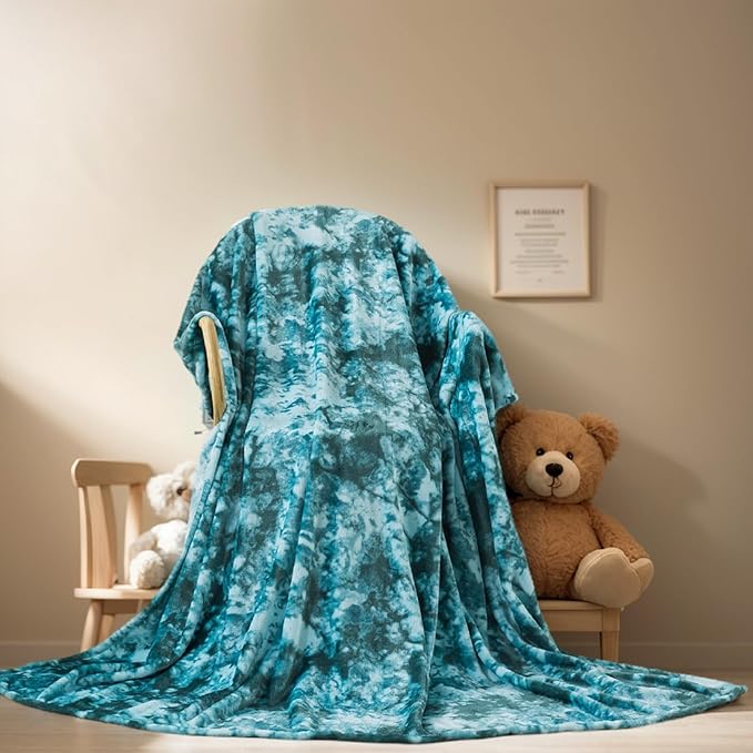 Richave Fuzzy Blanket Queen Size - Teal, Premium Lightweight Anti-Static, Plush and Furry Faux Fur, Reversible Queen Blankets for Queen Full Bed, 90x90 Inches,Teal