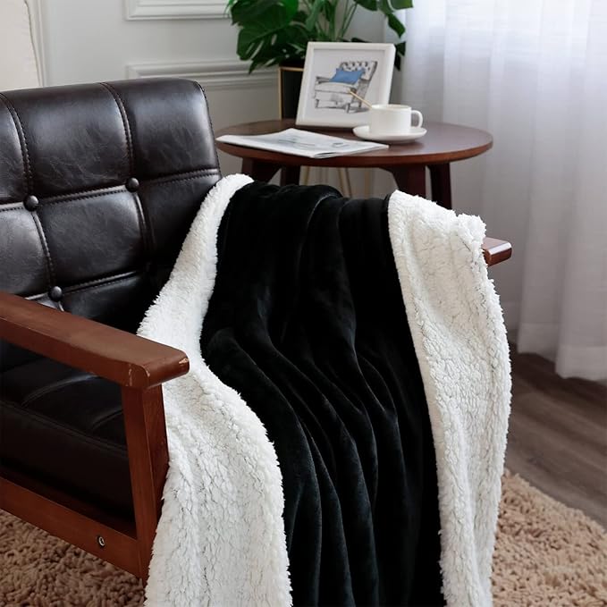 NANPIPER Fleece Blanket Sherpa Throw,Soft Fuzzy Blankets for Couch,Black 50"x60"