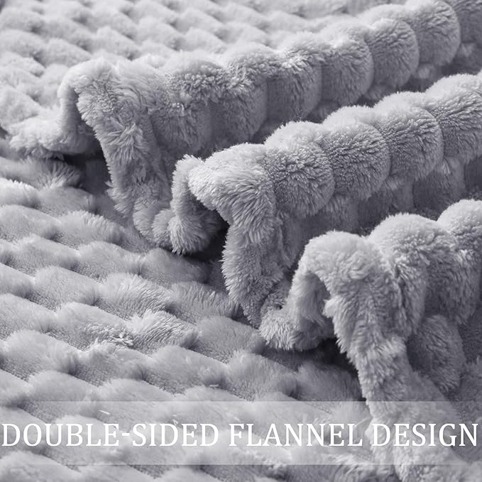 Exclusivo Mezcla Fleece Throw Blanket for Couch, Extra Large Fuzzy Light Grey Bed Blankets, Soft Cozy Plush Sofa Throws for All Seasons, 50x70 Inches