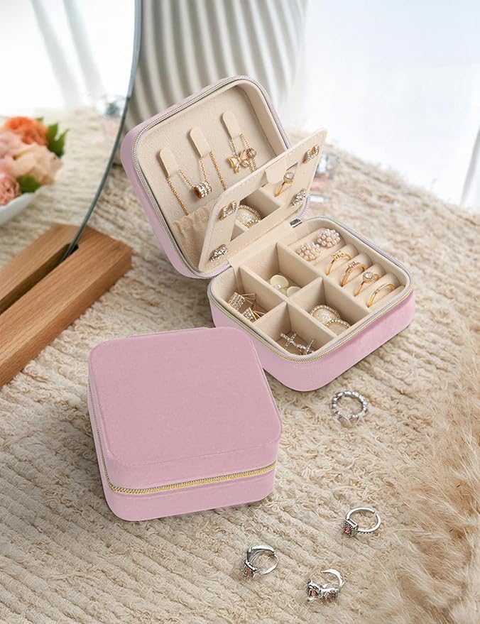 Plush Velvet Travel Jewelry Case Small Jewelry Box Jewelry Organizer Storage Case Portable Jewelry Travel Case for Girls Womens Earring, Necklace, Rings,Bracelets with Mirror
