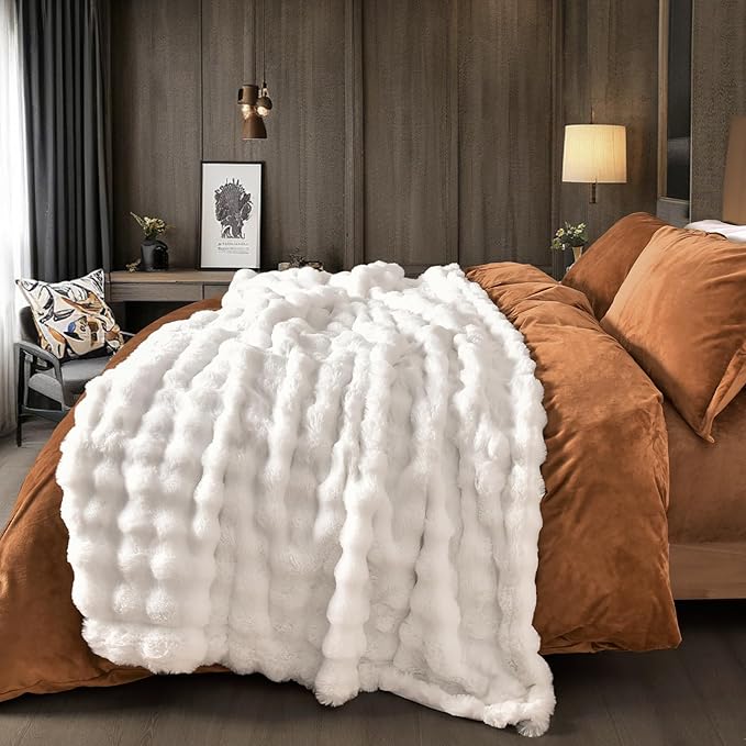PHF Luxury Faux Rabbit Fur Throw Blanket, Ultra Soft Fluffy Plush Cozy Warm Bubble Blanket for Bed, Couch, Chair, Sofa Decorative, Thick Reversible Throw Suitable for Fall & Winter, 50" x 60", White