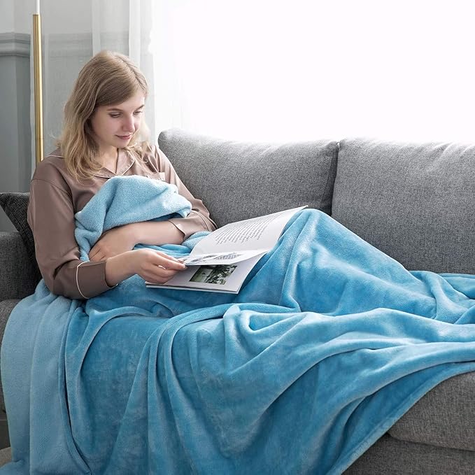 IR Imperial Rooms Fleece Blanket - Super Soft Fluffy Light Blue Throw Blanket for Sofa and Bed - Warm and Cozy Lightweight 400 GSM Microfiber Bed Throws Blankets, 50x60 Inches (Throw/Travel)