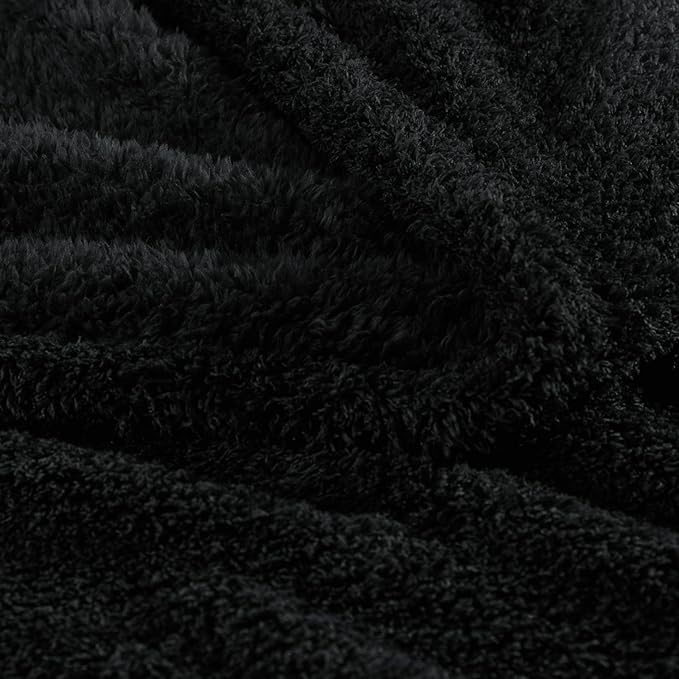 Exclusivo Mezcla Fleece Bed Blankets Queen Size, Ultra Soft, Lightweight and Fuzzy Black Blanket for Women, Home Decor, 90x90 Inches