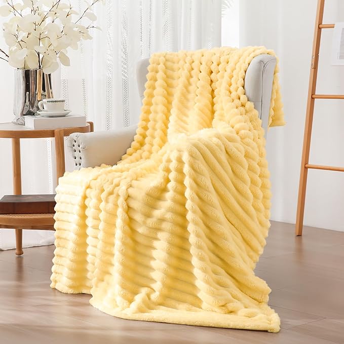Vessia Flannel Fleece Light Yellow Twin Blanket(60x80inch), 300GSM Striped Blanket for Adults and Kids, Super Soft Warm Cozy Lightweight Home Decor for All-Season