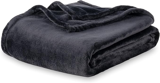 Berkshire Blanket Classic VelvetLoft® Solid Bed Blanket,King Size Bed Blanket,Lightweight Soft Fuzzy Plush Blanket for Bed and Couch,Black,90x108 Inches