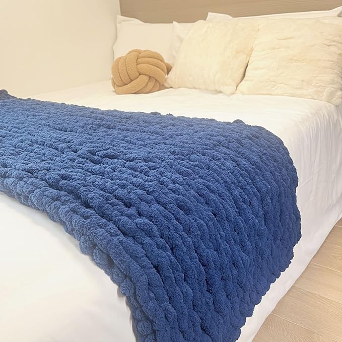 Chunky Knit Blanket Throw 40"x40", Chenille Throw Blankets, Handmade Warm & Cozy Blanket Couch Bed Home Decor, Soft Breathable Fleece Banket, Christmas for Couch Bed Sofa Best Gift (Navy Blue)