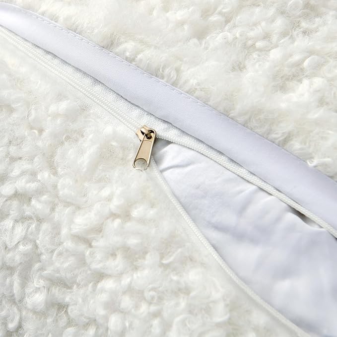 MIULEE Pack of 2 Throw Pillow Covers 18x18 Inch Neutral Pure White Faux Fur Decorative Sherpa Pillow Covers Fuzzy Accent Soft Sheepskin Fleece Cushion Cases for Boho Home Decor Couch Living Room Bed