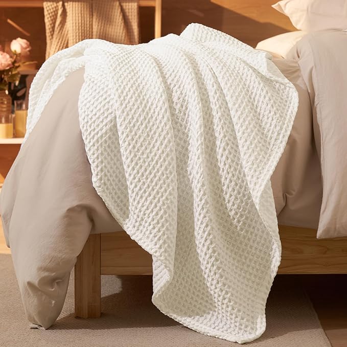 PHF Ultra Soft Waffle Weave Blanket Twin Size 66"x 90"- Washed Lightweight Breathable Cozy Woven Blanket for Bed - Aesthetic Decor for Couch Bedding Sofa Home Car - Coconut White