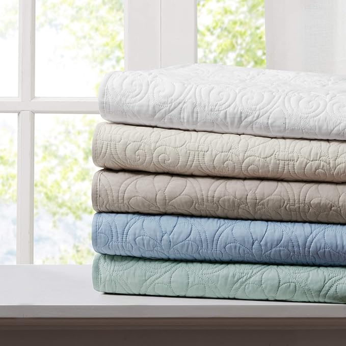 Madison Park Throw Blanket - Reversible Damask Quilting Design, Soft Pre-washed Microfiber, Cotton Filled Spread, Cozy Summer Blanket - Throw for Living Room Couch, Sofa, Bed, Quebec, 60x70", Seafoam