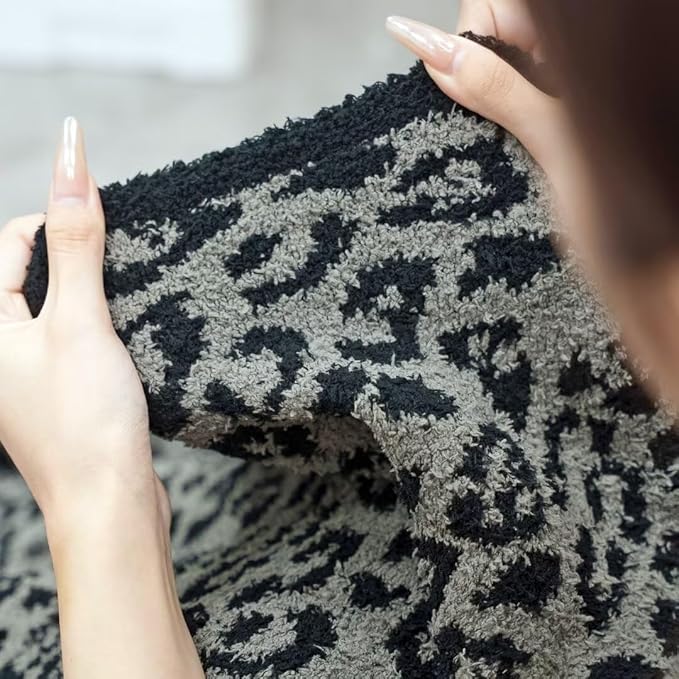 Ultra Soft Leopard Throw Blanket, Cozy Warm Reversiable Luxury Fluffy Blanket Throw Cheetah Blanket Leopard Pattern Throw for Couch Bed Sofa, 51x63 inches, Black Grey