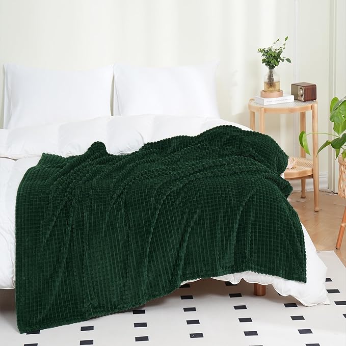 Puncuntex Flannel Fleece Throw Blanket Dark Green 90"×90",Super Soft Plush Cozy Blanket with Square Grid Design Luxury for Couch Sofa Chair