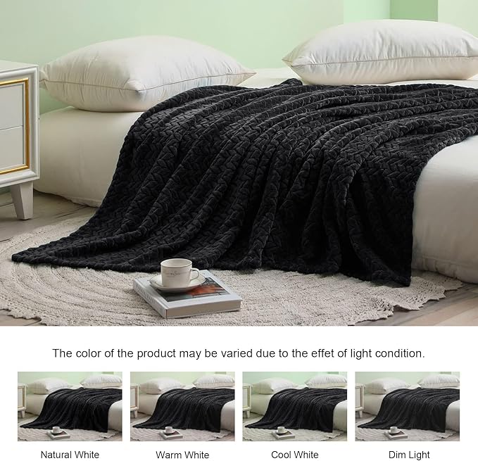 Exclusivo Mezcla Fleece Throw Blanket for Couch and Bed, 50x70 Inches Soft Cozy Jacquard Flannel Blankets, Lightweight Fuzzy Plush Warm Throws for Women, Black
