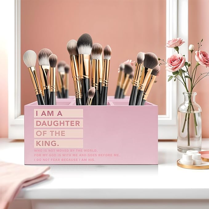 Pink Christian Makeup Brush Holder, Daughter of the King Bible Verses Pen Holder Organizer for Dorm Bedroom Desk Accessories, Pink Preppy Toothbrush Holders for Girly Bathroom