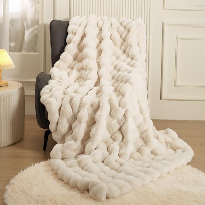 Super Comfort Oversized Warm Thick Bubble Luxury Plush Rabbit Faux Fur Throw Blanket, Fluffy Blanket,Soft Cozy Blanket for Couch Chair Bed Sofa Living Room (White, 50inX60in)