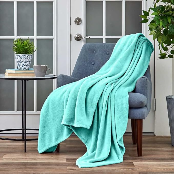 Cosy House Collection Everyday 1500 Series Fleece Blanket - College Dorm Room Essentials - All Season, Stays Fresh & Clean - Soft, Breathable & Skin-Friendly (Twin/Twin XL, Turquoise)