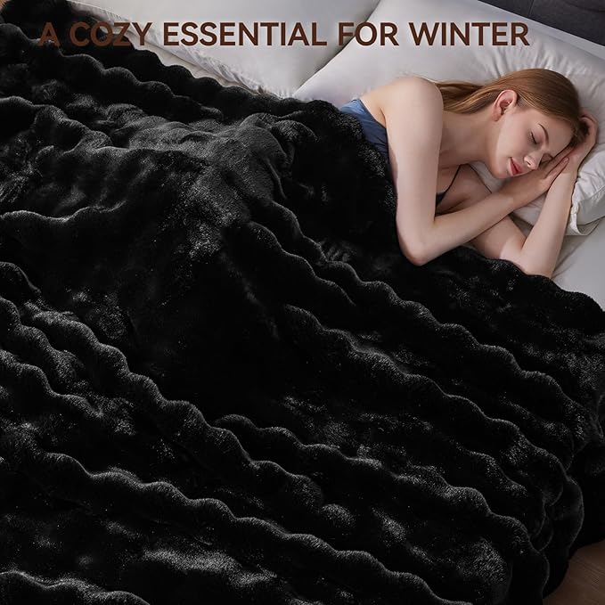Faux Fur Throw Blanket, 1000GSM Fluffy Soft Bubble Blanket for Couch Bed, Cozy Plush Warm and Thick Blanket, Fuzzy Rabbit Throw for Living Room Bedroom 60''*80'' Black