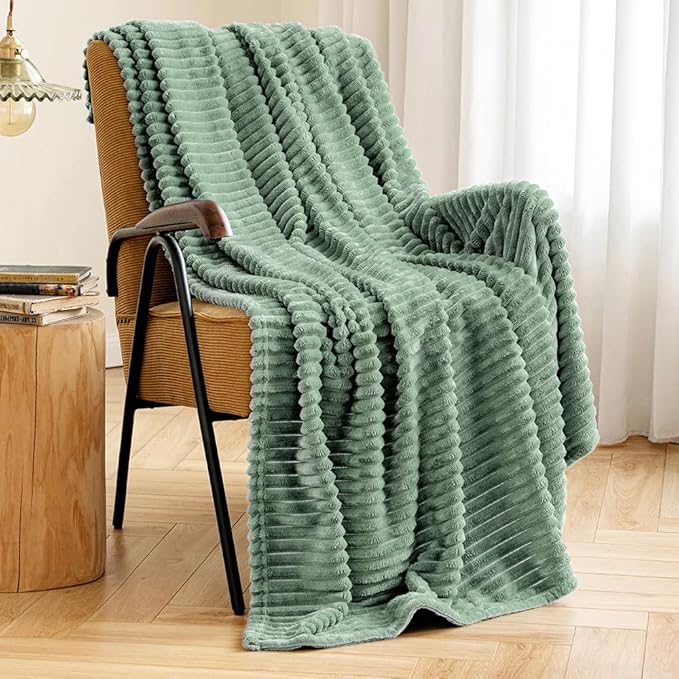 MIULEE Sage Green Throw Blanket 3D Ribbed Jacquard Fleece Flannel Velvet Plush Decorative Bed Blanket (Throw, 50" x 70") - Super Soft, Lightweight, Warm and Cozy for Couch Sofa