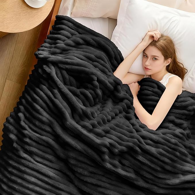 Nookly Black Fleece Blanke Queen Size, Soft Lightweight Ribbed Plush Bed Blanket, Cozy All-Season Striped Fleece for Bedroom and Home Décor, 90x90 Inches