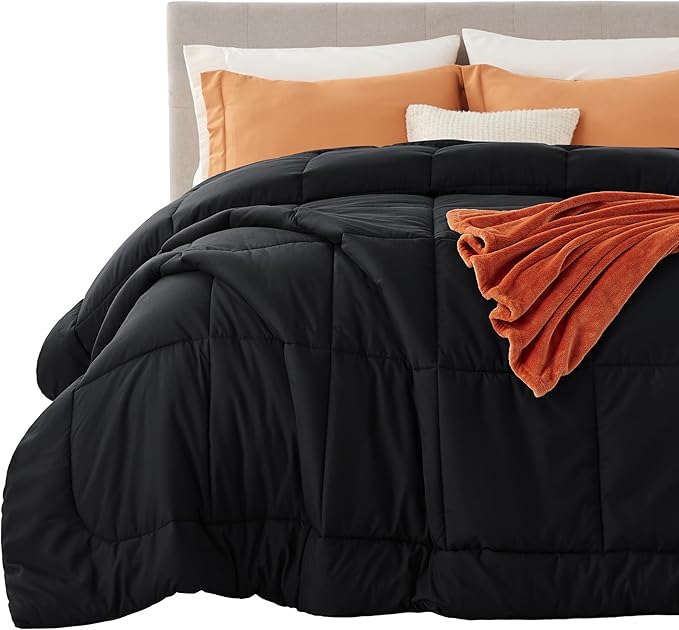 Bedsure Comforter Duvet Insert - Quilted Comforters Cal King Size, All Season Duvet, GentleSoft Down Alternative Bedding, with 8 Tabs, Gifts for Women/Men, Black, California King 96 X 102 Inches