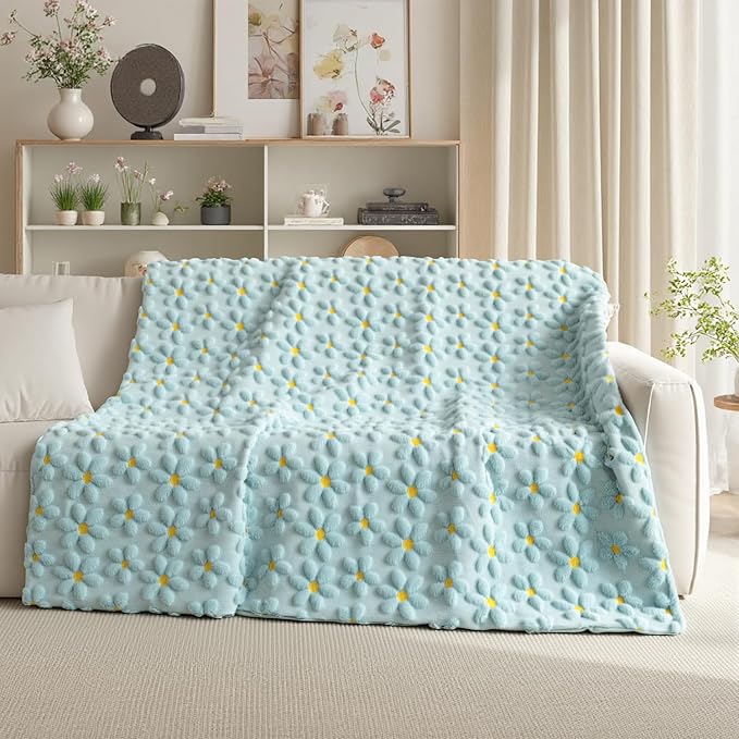 Horaldaily Spring Summer Throw Blanket, Blue Daisy Soft Fuzzy Plush Faux Fur Cozy Blankets for Couch Sofa Bed Lounging, Ideal Gifts for Kids Adults Wife Self, 50x60