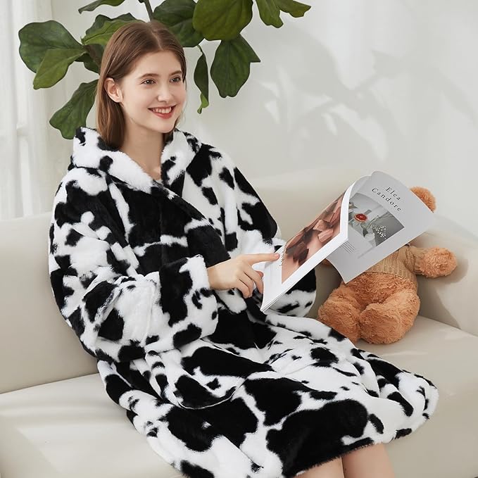 Softan Blanket Hoodie, Oversized Fleece Wearable Blankets for Women and Men Gifts, Cozy Warm and Soft Sweatshirt Blanket with Large Pocket, Cow Print