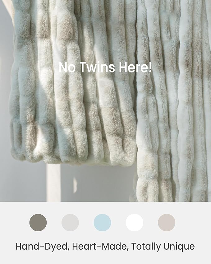 Ultra Soft Faux Rabbit Fur Throw Blanket, Cozy Fuzzy Blanket for Couch Bed, Plush Warm Decor, Luxury Thick Fluffy Blanket for Women, 60x80 inches, Tie-Dyed in White and Gray