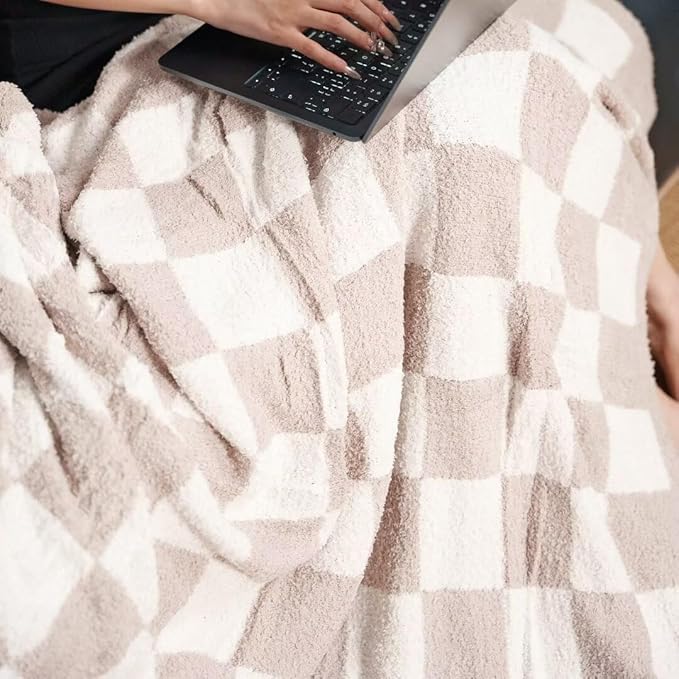 Soft Checkered Throw Blanket, Ultra Cozy Knit Throw Blanket Fluffy Fuzzy Reversible Checkerboard Blanket for Travel Couch Sofa Bed Decor, 51x63 inches, Cream White