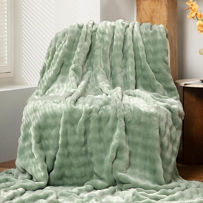 Comelady Fleece Blanket King Size,3D Bubble Warm Fluffy Blanket for Bed Couch Sofa Room Decor-Lightweight Cozy Fuzzy Throw for All Seasons(Sage Green,90"×108")