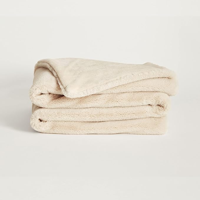 UnHide Lil’ Marsh Faux Fur Blanket - Lightweight, Soft Throw Blanket - Machine Washable - Ideal for Bed, Couch, or Reading Chair- Small (50" x 60") Beige Bear