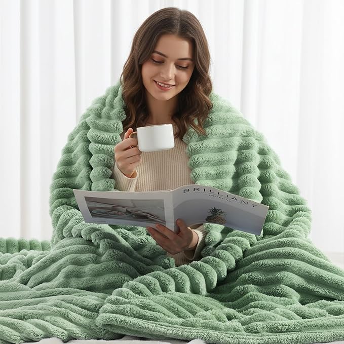 decorUhome Soft Fleece Sage Green Twin Blanket for Bed, Cozy Fluffy Plush Flannel Striped Throws for Couch Sofa, Lightweight Decorative Ribbed Fuzzy Blanket for Woman, 60x80 Inches