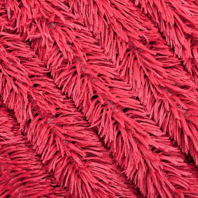 Ultra Soft Plush Blanket – Cozy Furry Throw for Bed, Sofa, or Couch – Warm & Fuzzy Fur-Like Texture – Perfect for Snuggling (51x63 Inches, Red)
