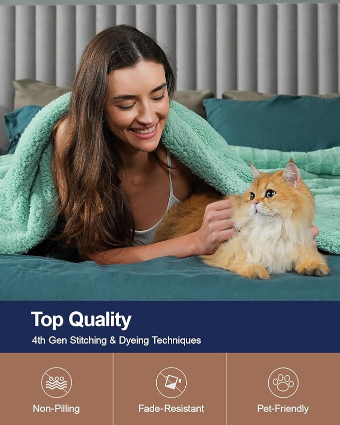 Pawque Super Soft Cozy Throw Blanket for Couch Bed - Fluffy Sherpa Fleece Reversible Thick Warm Fuzzy Blanket for All-Season, 3D Checkered Jacquard Elegant Decorative Blankets, Sage Green, 50" x 60"