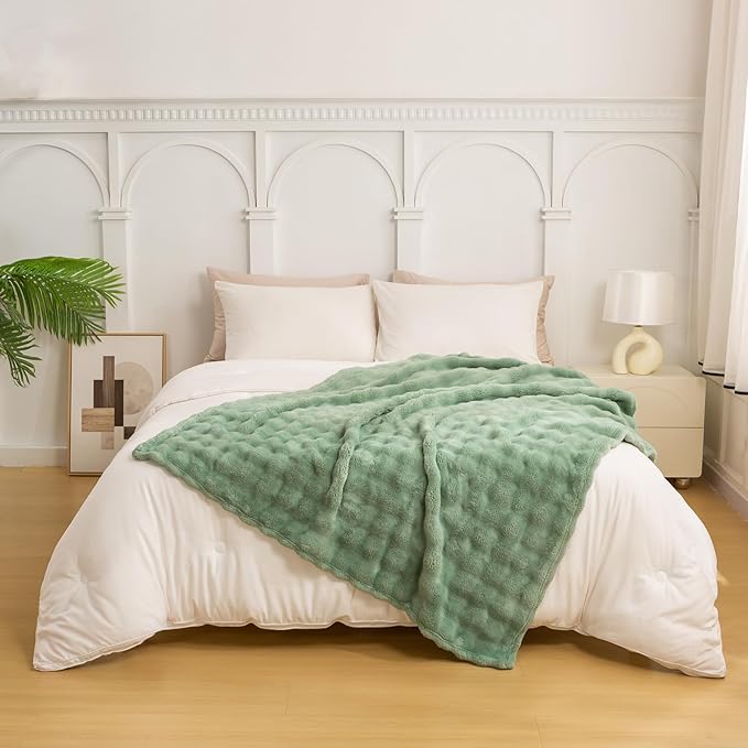 YUSOKI Luxury 3D Bubble Light Weighted Throw Blanket 1.8lb,All Ages,Home Decoration, (Sage Green,50 * 60inches)
