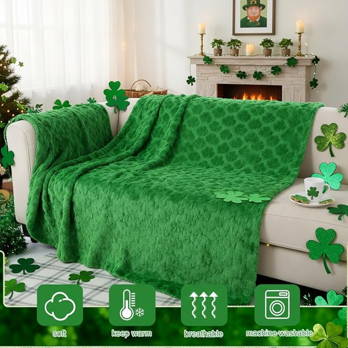 St. Patrick's Day Throw Blanket 50 x 60 Inch Irish Green Shamrock Blanket Velvet Faux Rabbit Fur Soft Lightweight for Home Living Room Couch Sof Bedding St. Patrick's Day Decor
