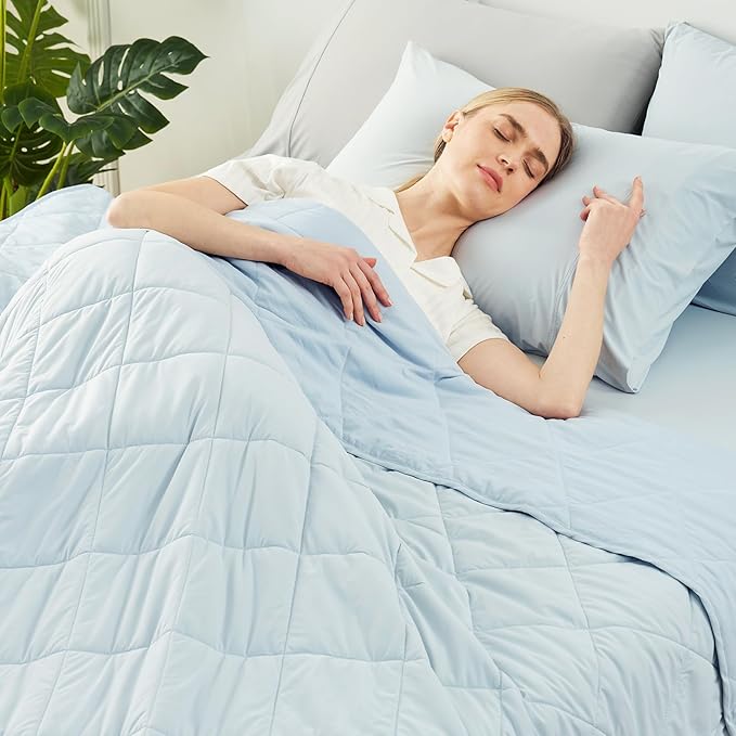 Cozy Bliss Cooling Throw Blanket for Hot Sleepers 50"x70", Q-Max 0.45 Cooling Comfort, Cold Blankets for Night Sweats Sleeping, Ultra-Cool Lightweight Breathable Summer Blanket for Couch Bed, Blue