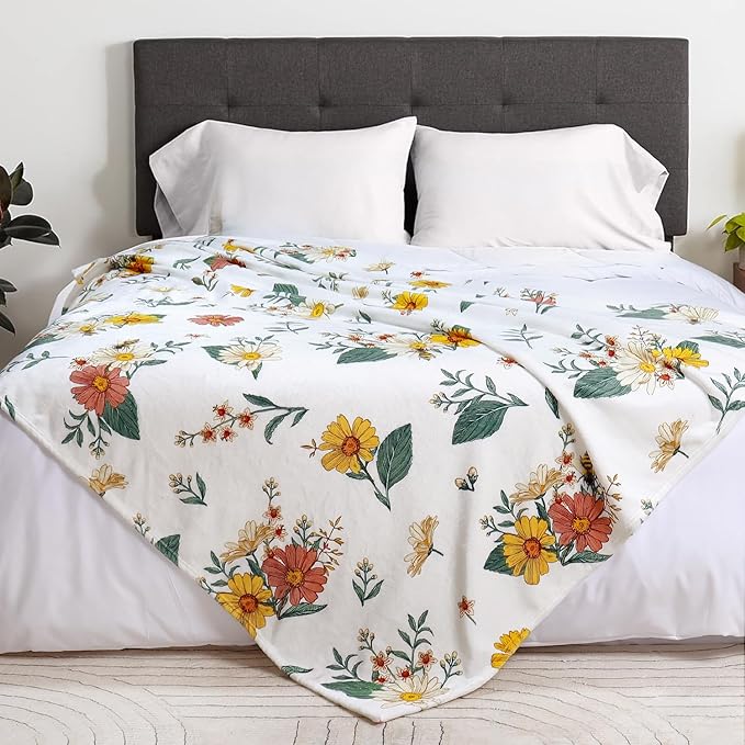 Floral Flower Throw Blanket Bee Flannel Fleece Throw Blanket Botanical Plant Cozy Fuzzy Plush Throw Blankets for Bed Chair Couch 60" X 80"