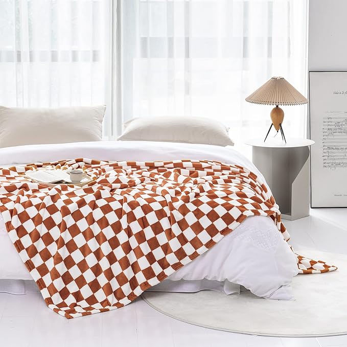 LOMAO Throw Blankets Flannel Blanket with Checkerboard Grid Pattern Soft Throw Blanket for Couch, Bed, Sofa Luxurious Warm and Cozy for All Seasons (Caramel, 90"x110")