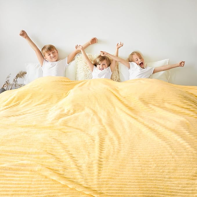Vessia Flannel Fleece King Blanket for King Size Bed, 300GSM Striped 108x90 inch Light Yellow Blanket for Adults and Kids, Super Soft Warm Cozy Lightweight Ribbed Pale Yellow Decor for All-Season