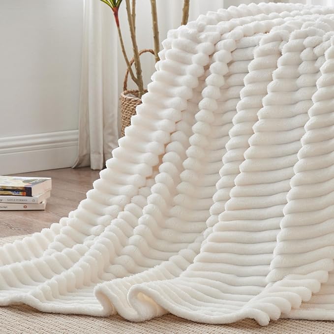 Nookly Cream Fleece Blanke Queen Size, Soft Lightweight Ribbed Plush Bed Blanket, Cozy All-Season Striped Fleece for Bedroom and Home Décor, 90x90 Inches