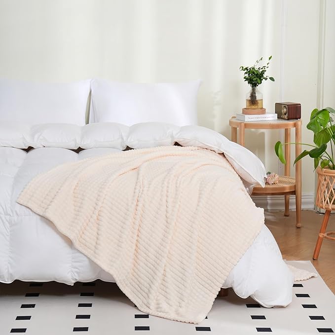 Puncuntex Flannel Fleece Throw Blanket Cream White 108"×90",Super Soft Plush Cozy Blanket with Square Grid Design Luxury for Couch Sofa Chair